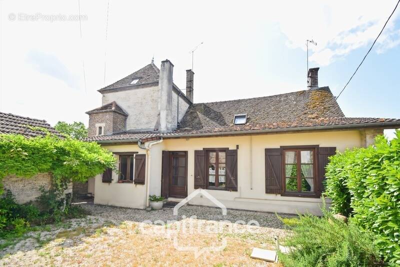 Maison à LOUHANS