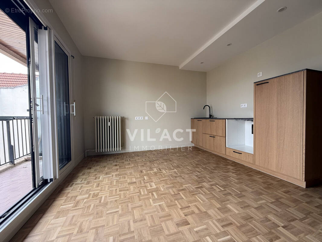 Appartement à ASNIERES-SUR-SEINE