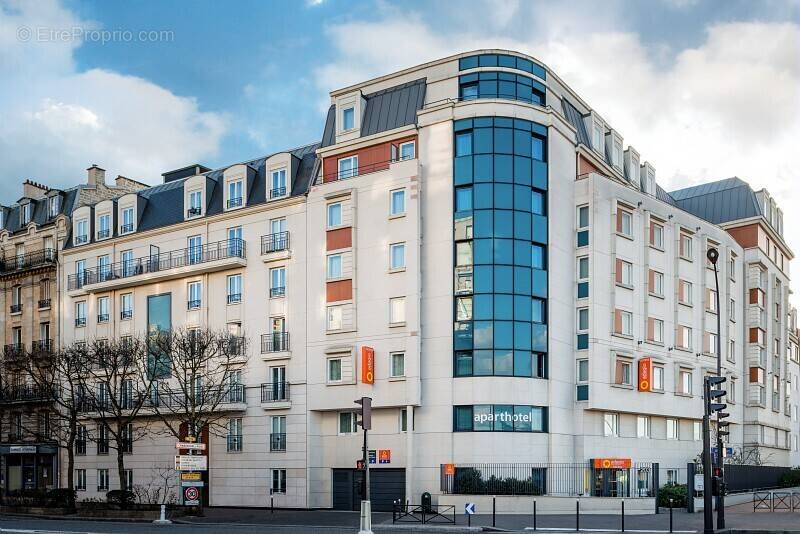 Appartement à CHARENTON-LE-PONT