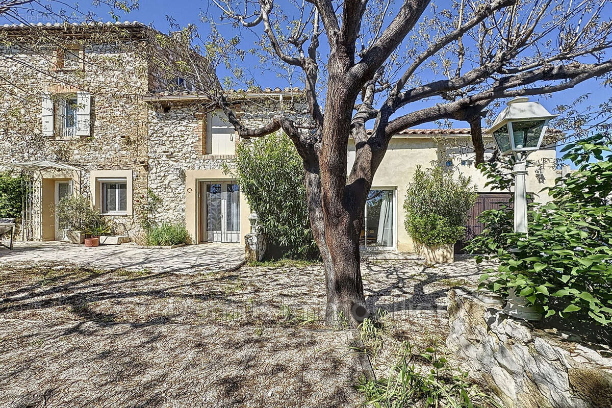 Maison à VEDENE