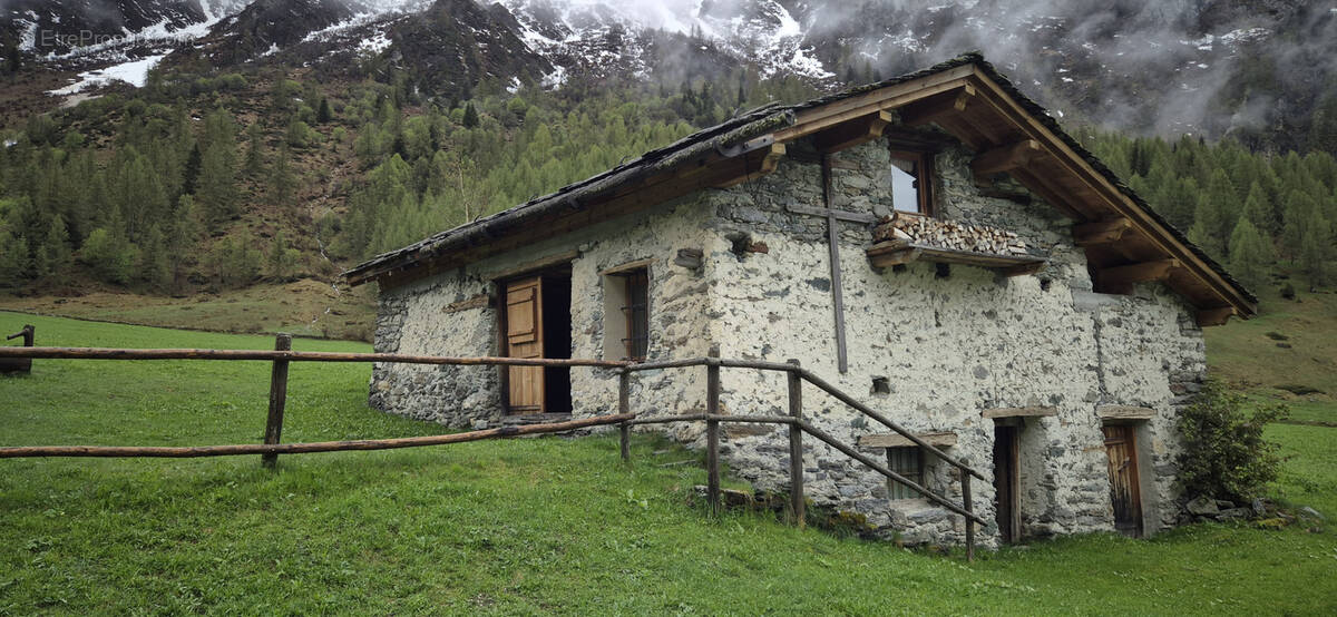 Maison à PEISEY-NANCROIX