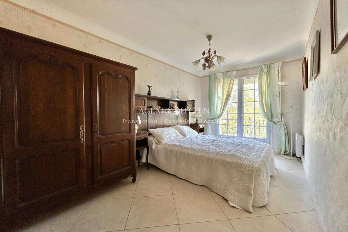 Maison à TRANS-EN-PROVENCE