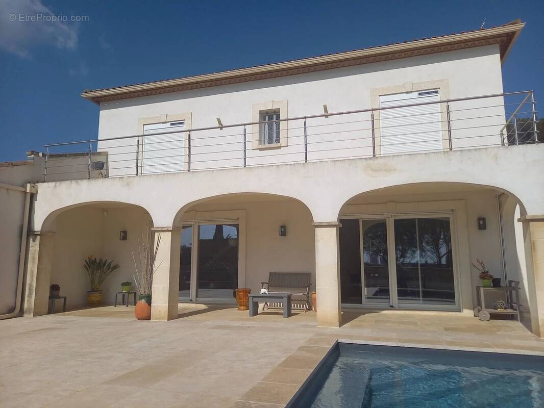 Maison à BEAUCAIRE