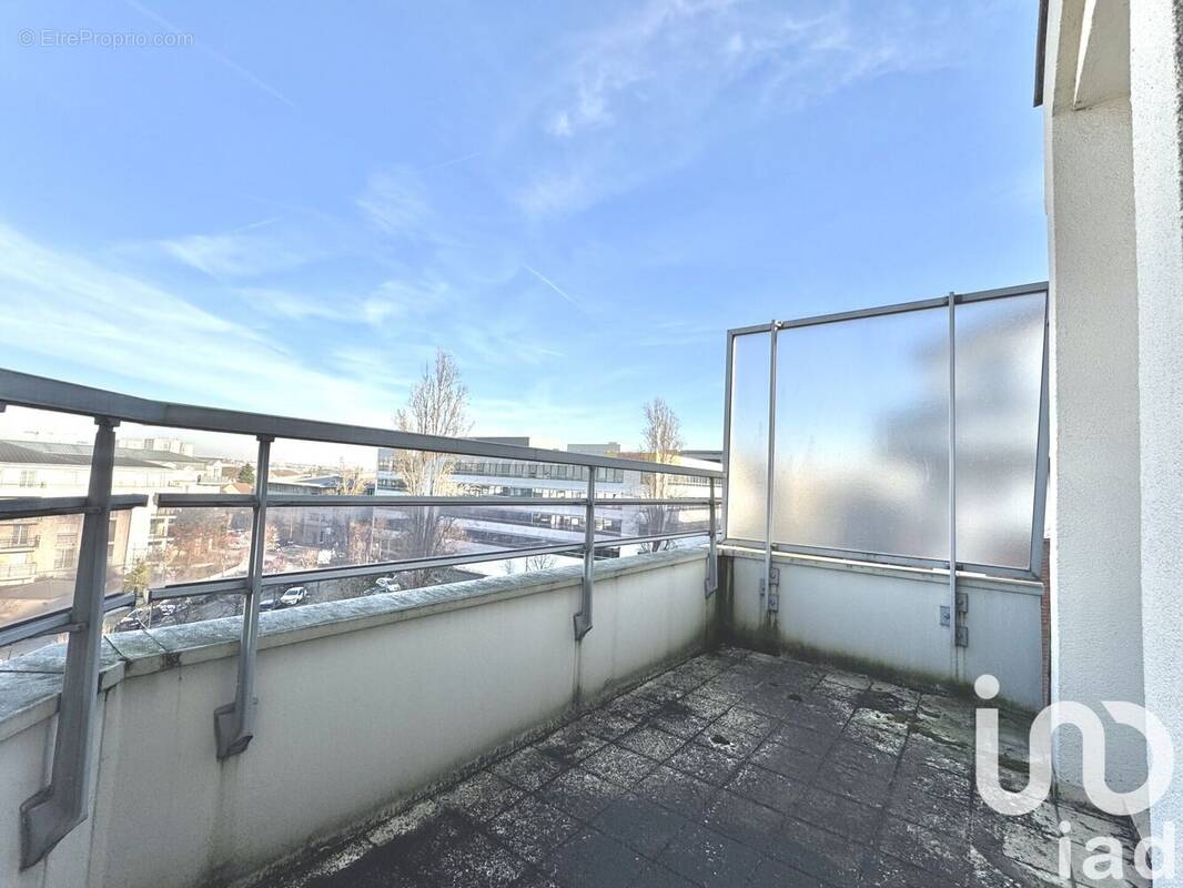 Photo 1 - Appartement à LE BOURGET
