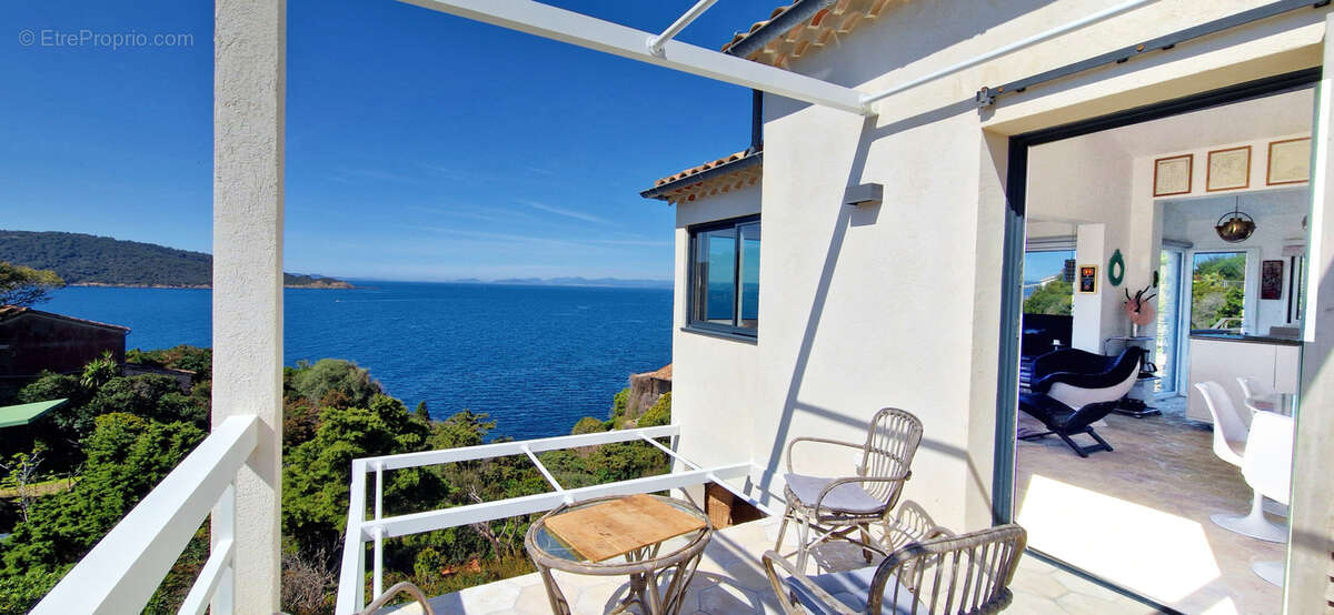 Maison à HYERES