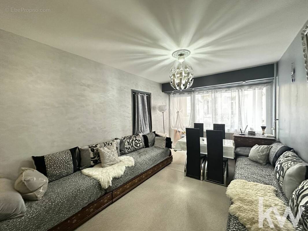 Appartement à SAINT-ETIENNE