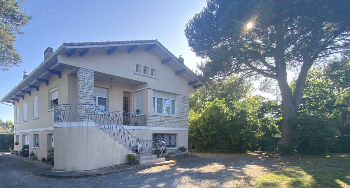 Maison à MIOS
