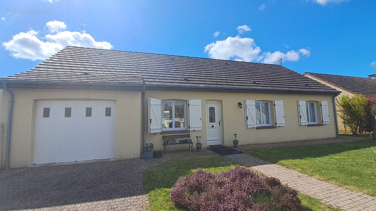Maison à SENONCHES