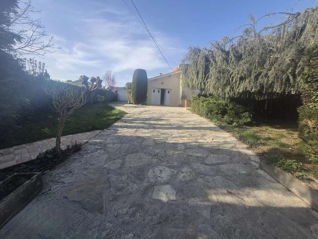 Maison à LE PASSAGE