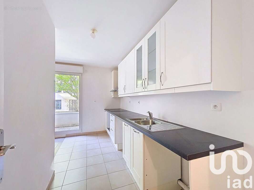 Photo 6 - Appartement à SURESNES