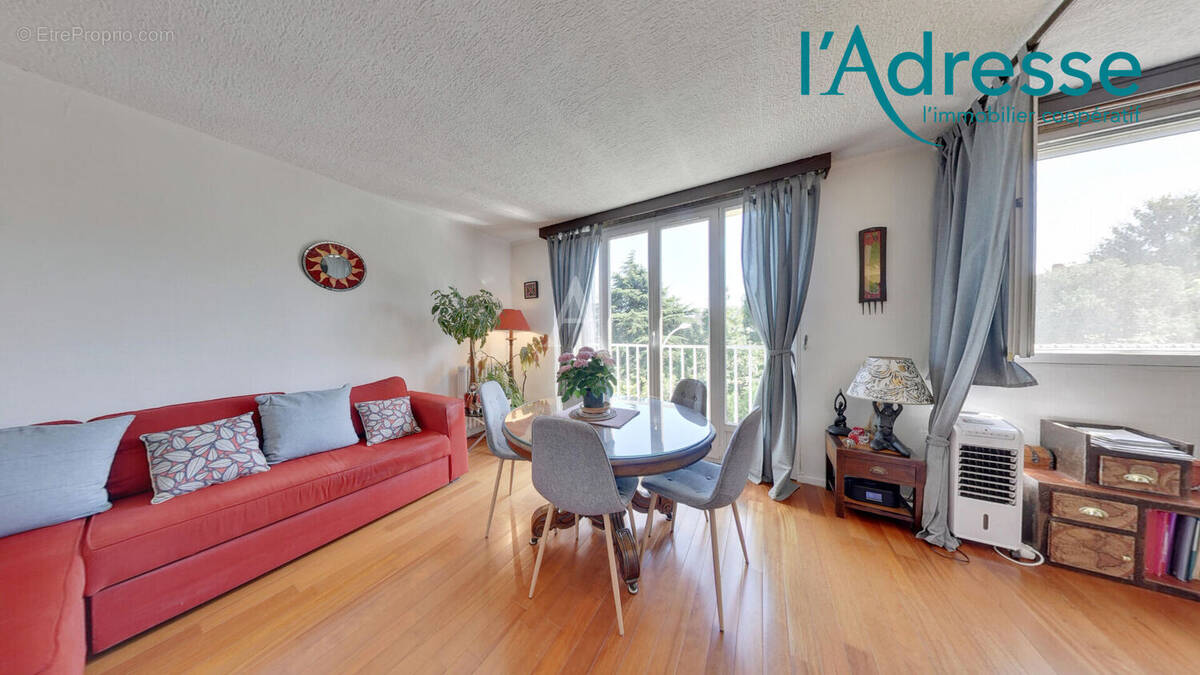 Appartement à LE PERREUX-SUR-MARNE