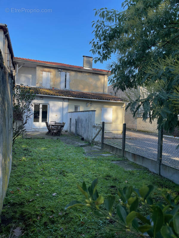 Appartement à MIOS