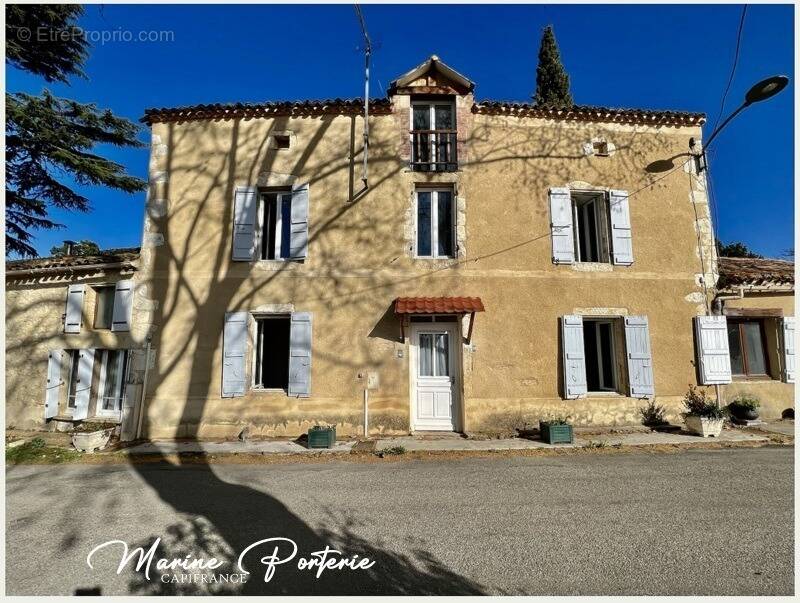 Maison à SAINT-PUY