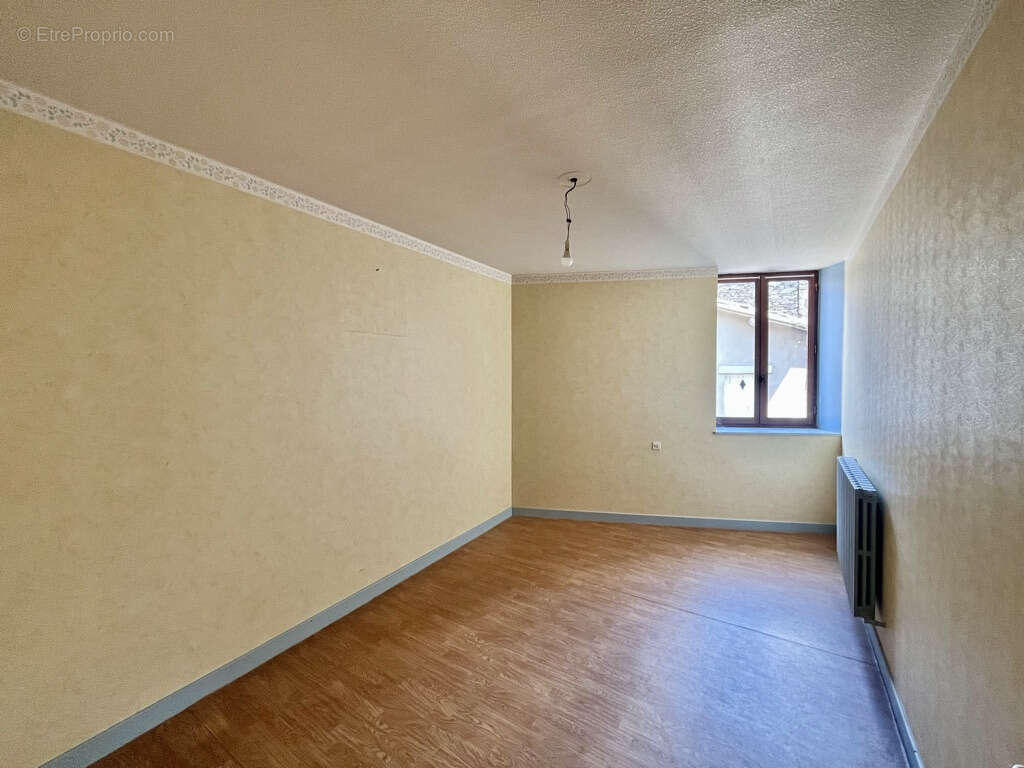 Maison à SAINT-DESIRAT
