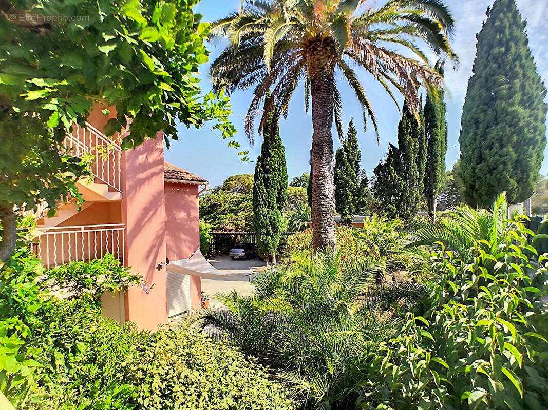 Appartement à SAINT-RAPHAEL