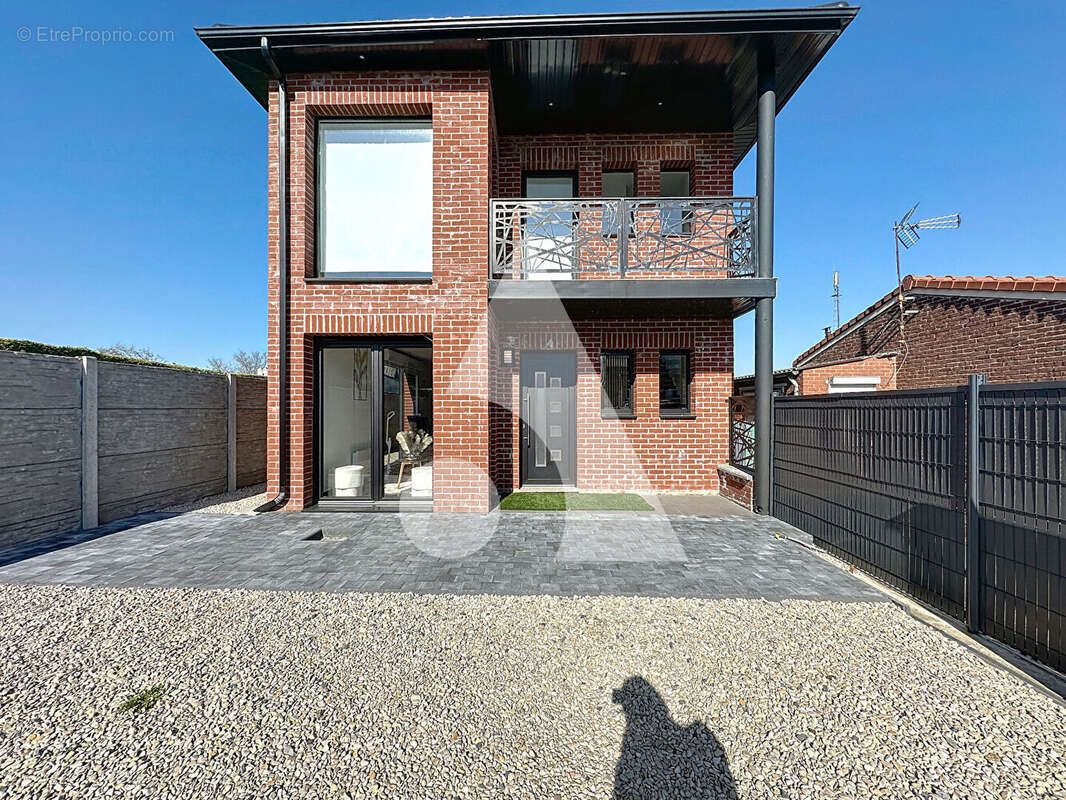 Maison à BEUVRAGES