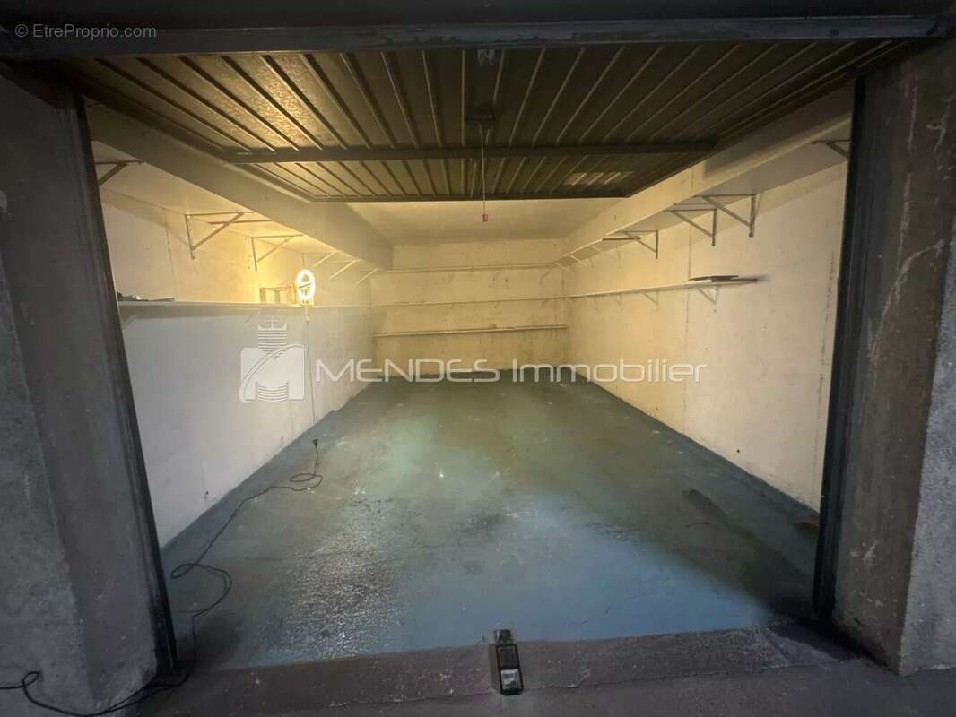 Parking à BEAUSOLEIL