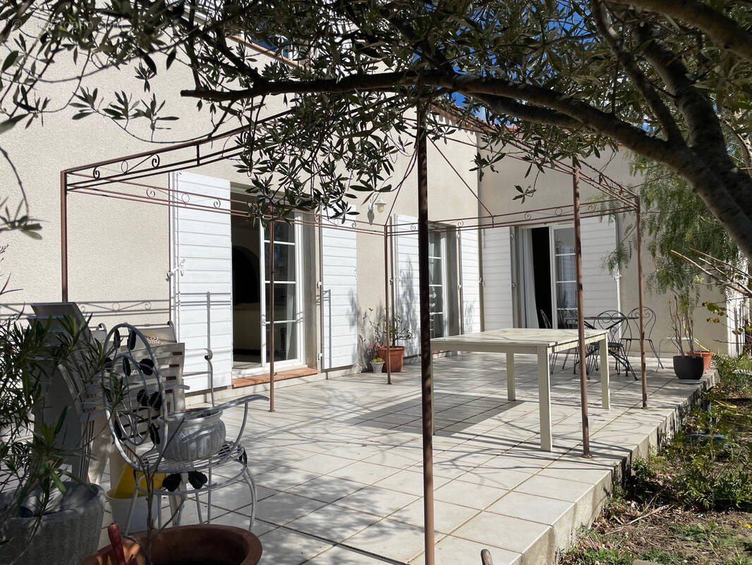 Maison à VILLENEUVE-DE-LA-RAHO