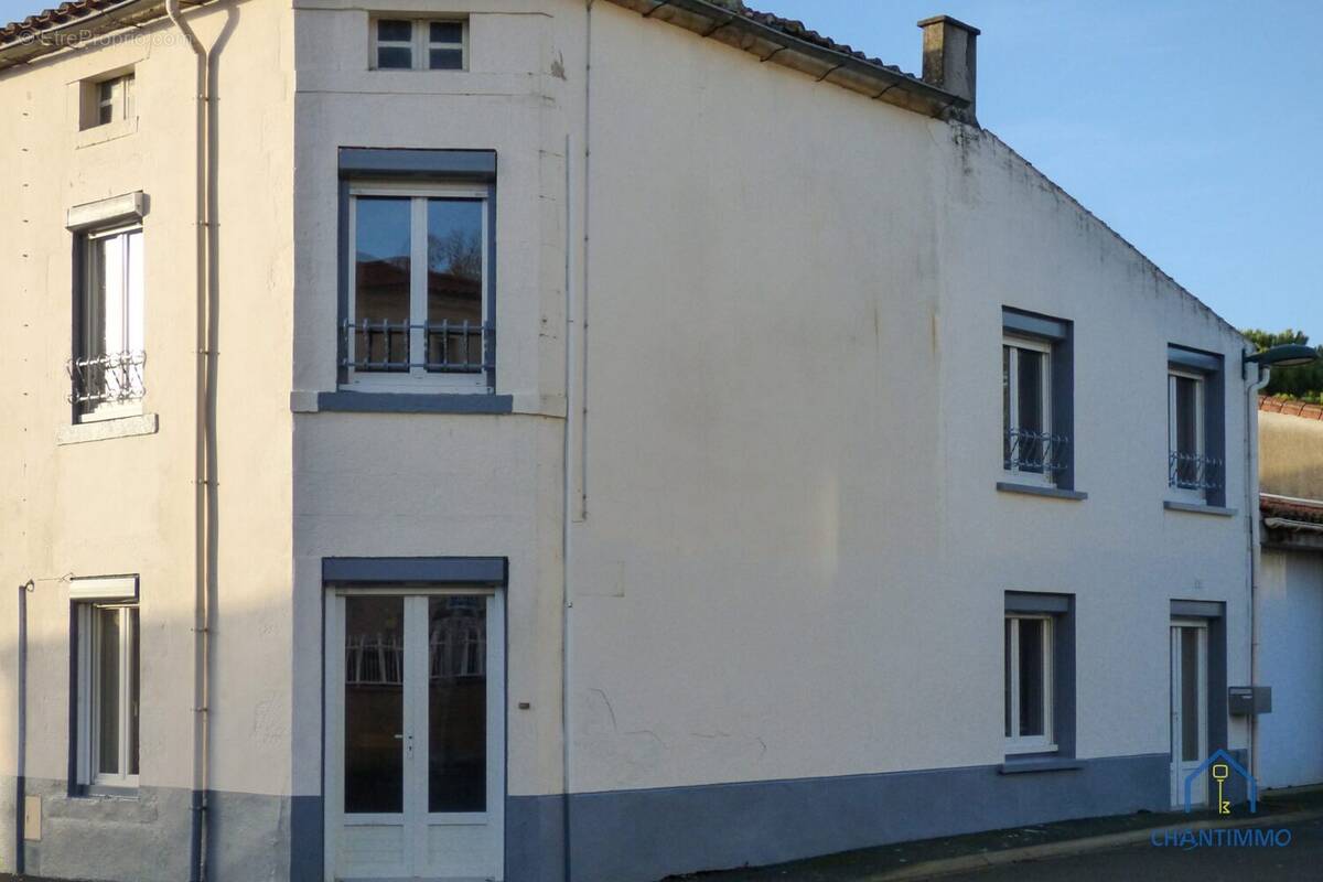 Maison à CHANTONNAY