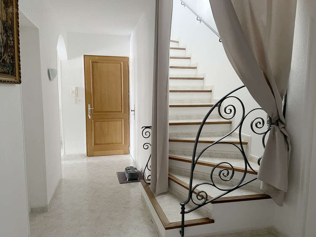 Maison à LEDENON
