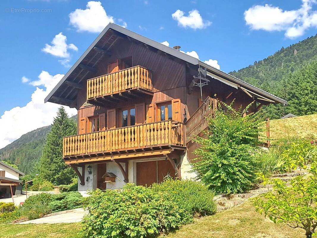 Maison à MIJOUX
