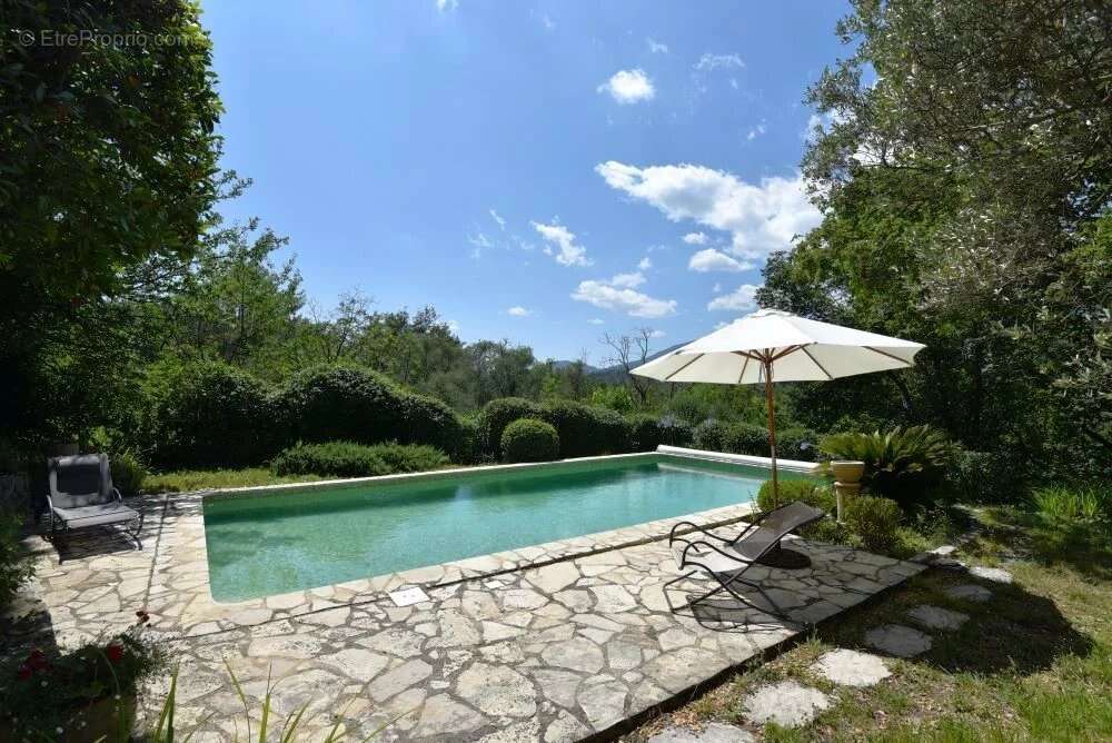 Maison à FAYENCE
