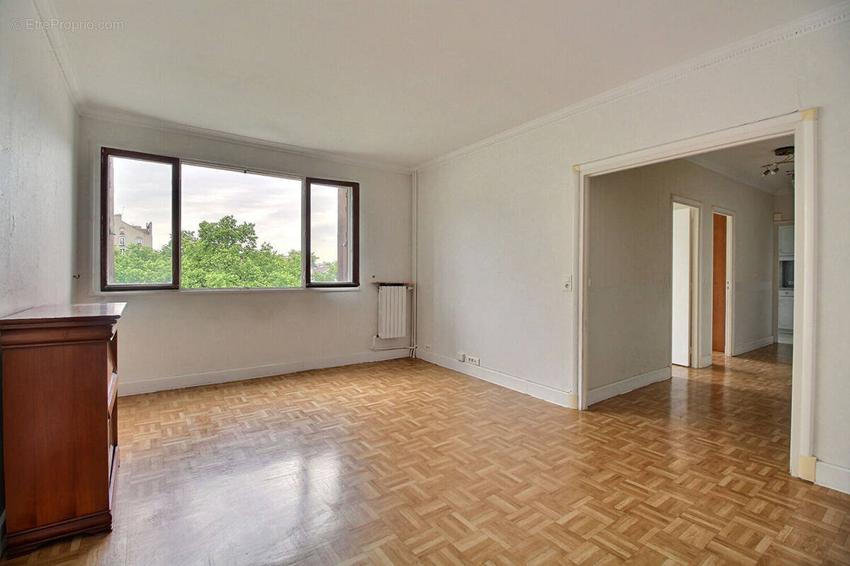 Appartement à COLOMBES