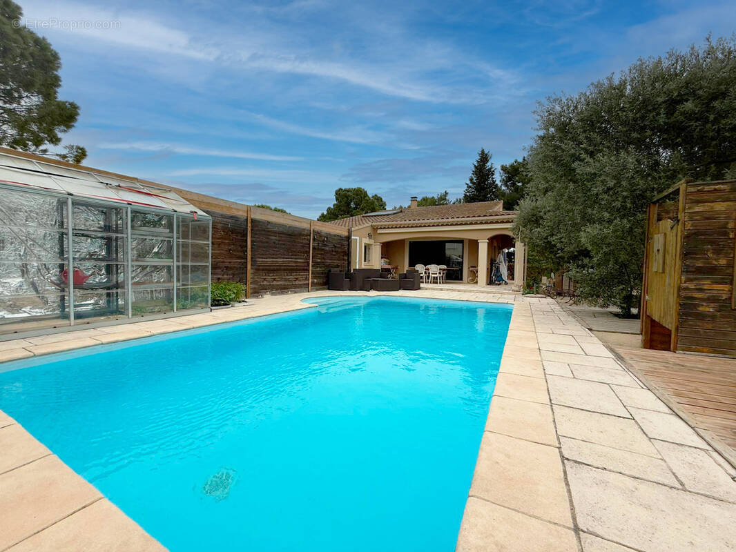 Maison à VEDENE