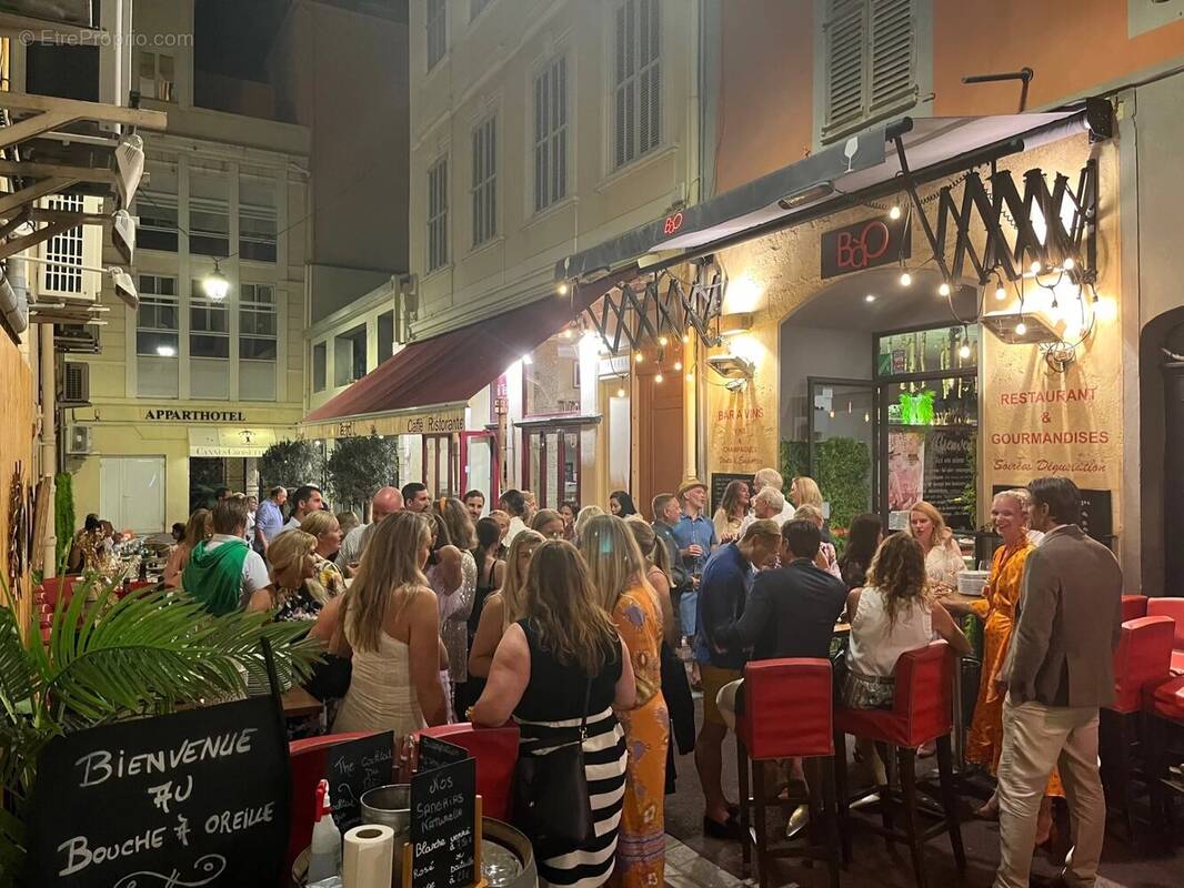 Commerce à CANNES