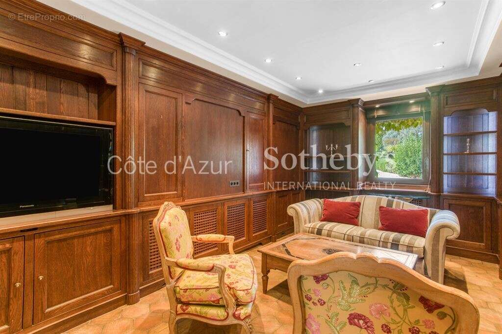 Maison à MOUGINS