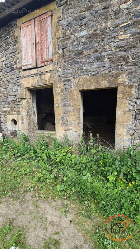 Maison à MONTHERME