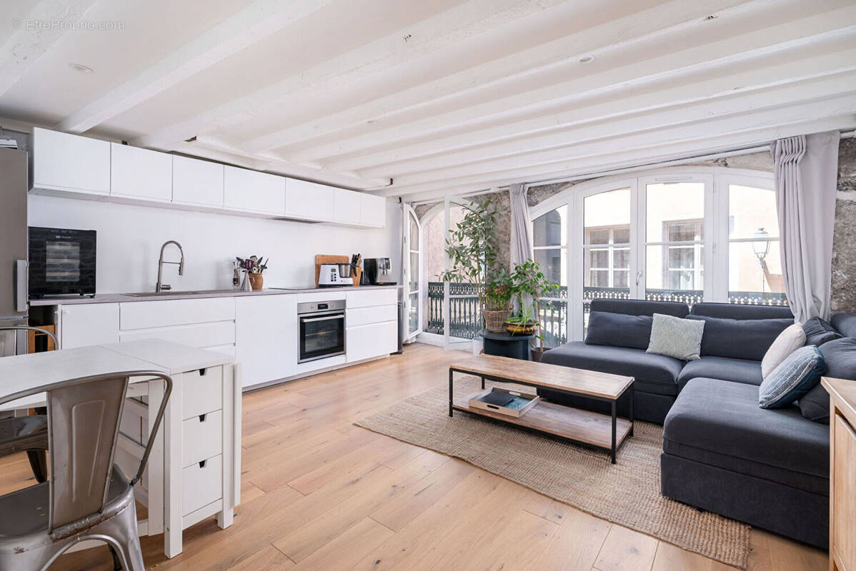 Appartement à LYON-5E
