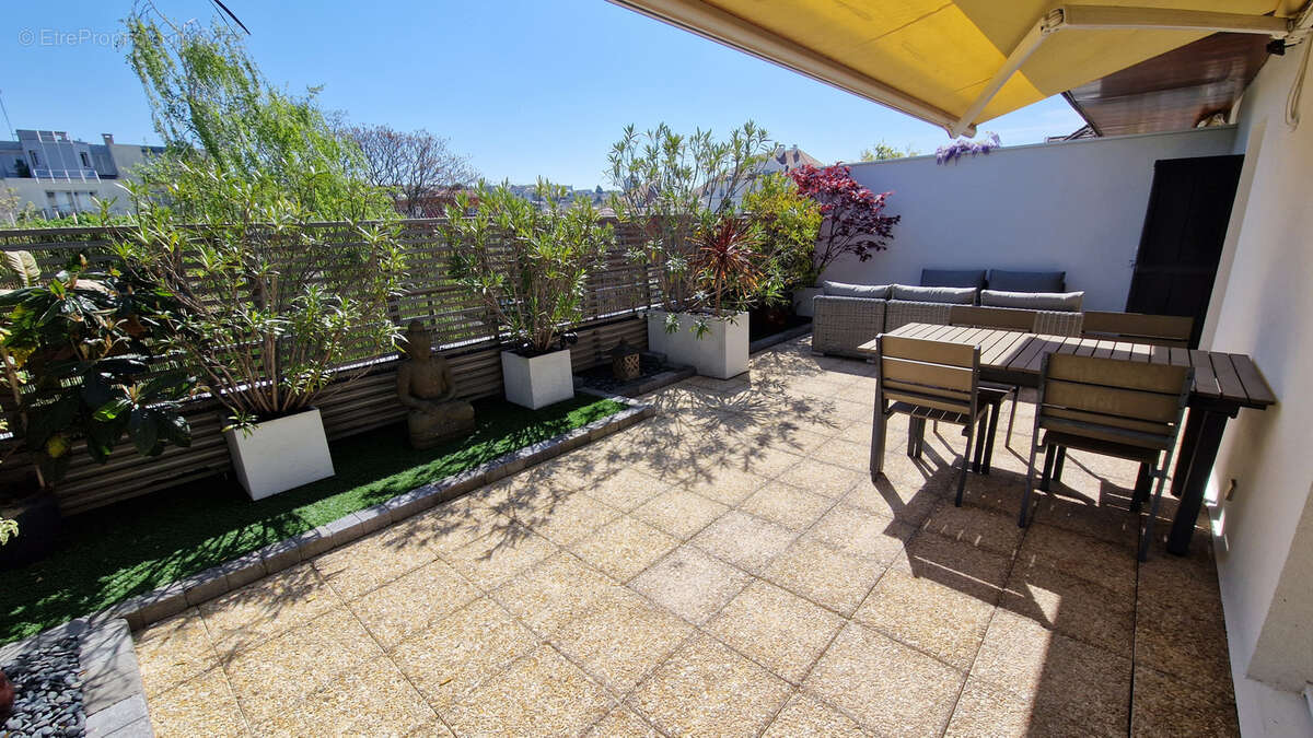 Appartement à RUEIL-MALMAISON