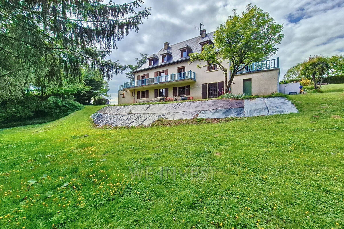 Maison à LUC-LA-PRIMAUBE