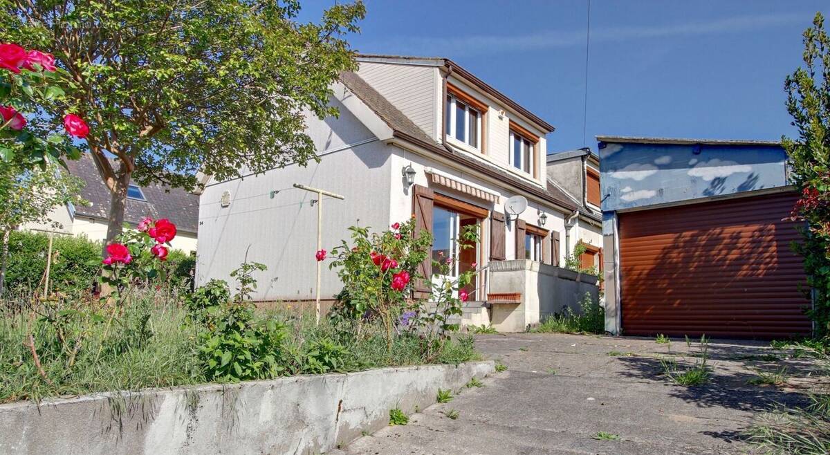 Maison à SAINT-ETIENNE-DU-ROUVRAY