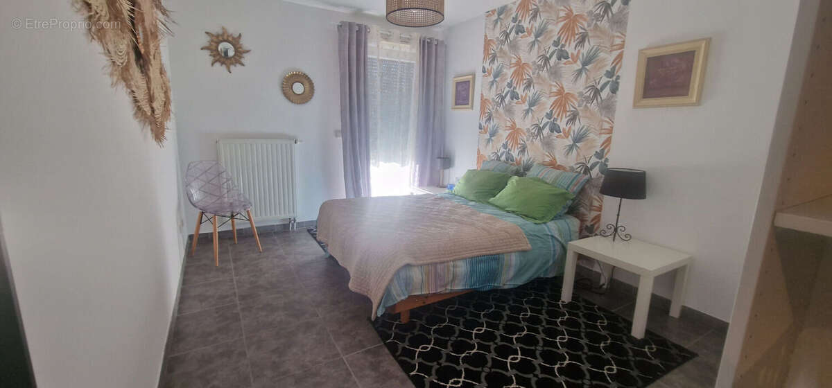 Appartement à JUVIGNAC