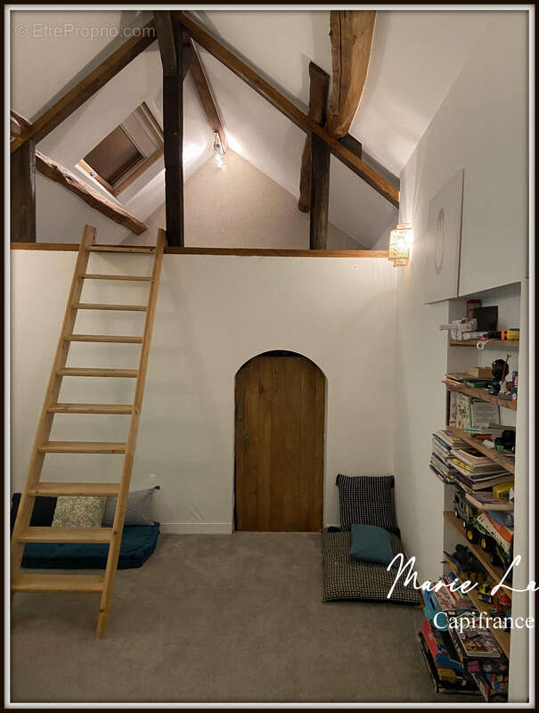 Maison à COURCY-AUX-LOGES