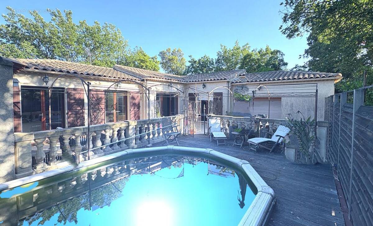 Maison à GONFARON