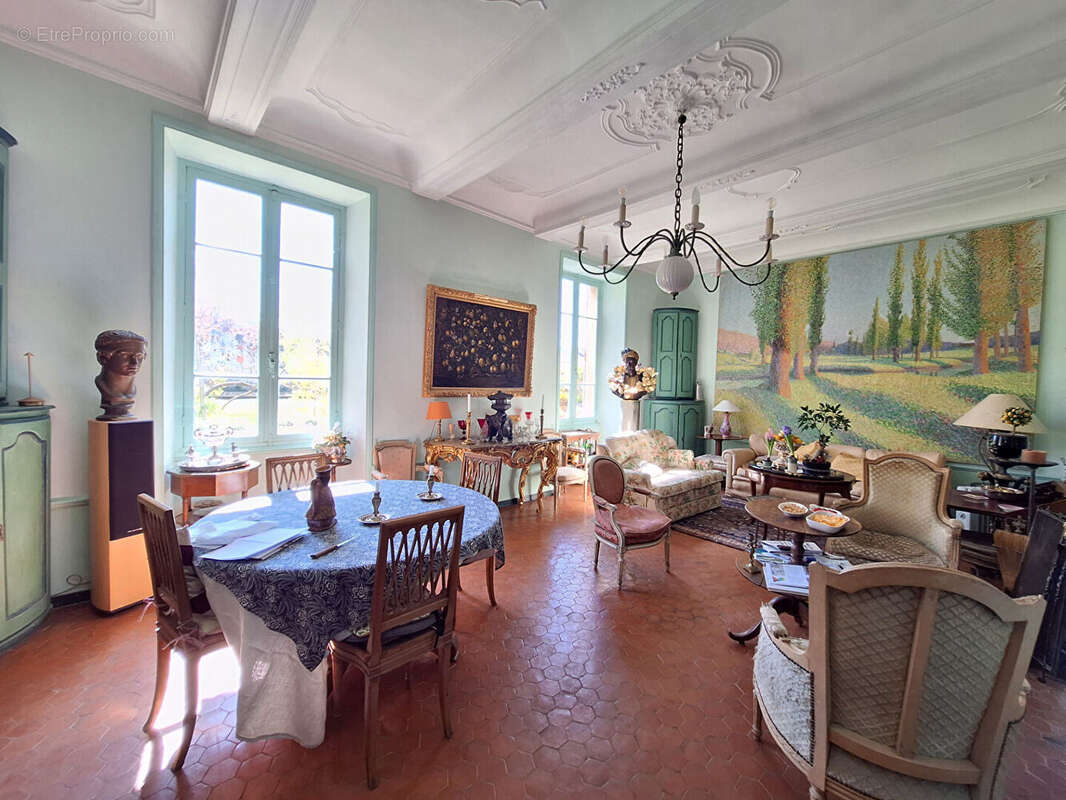 Maison à SAINT-PAUL-TROIS-CHATEAUX