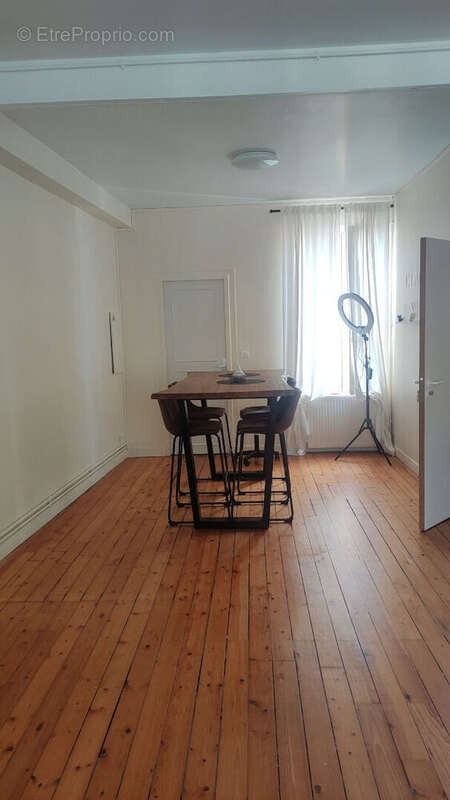 Appartement à SOUPPES-SUR-LOING