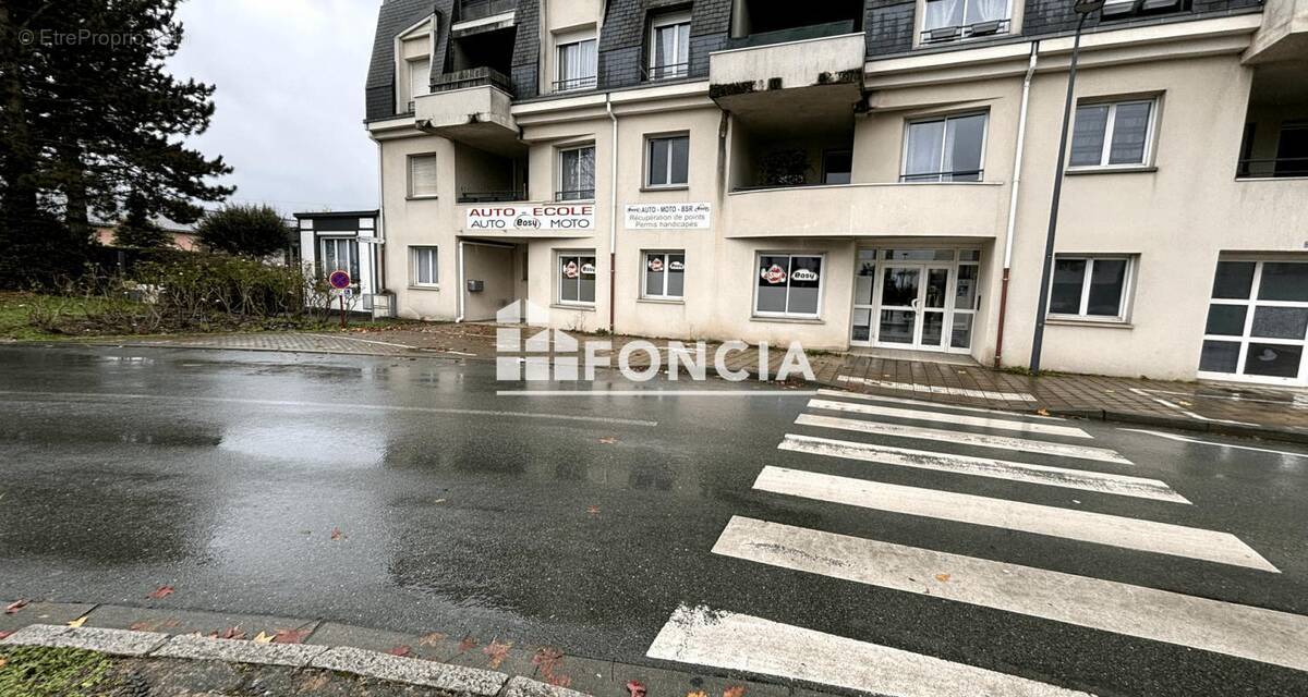 Appartement à MONTREUIL-JUIGNE