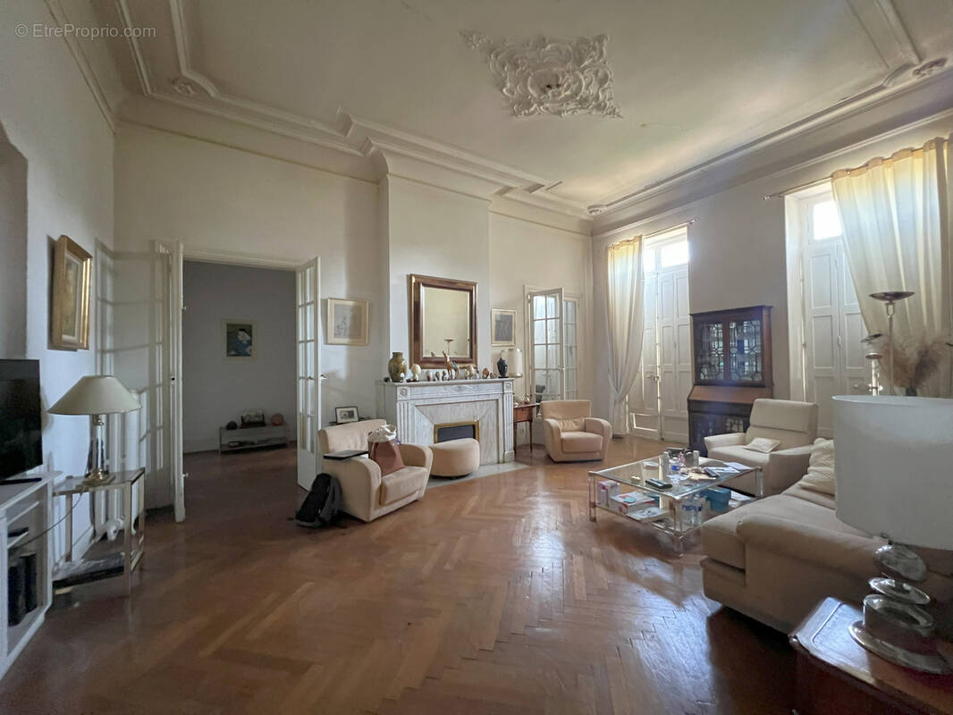 Appartement à NIMES