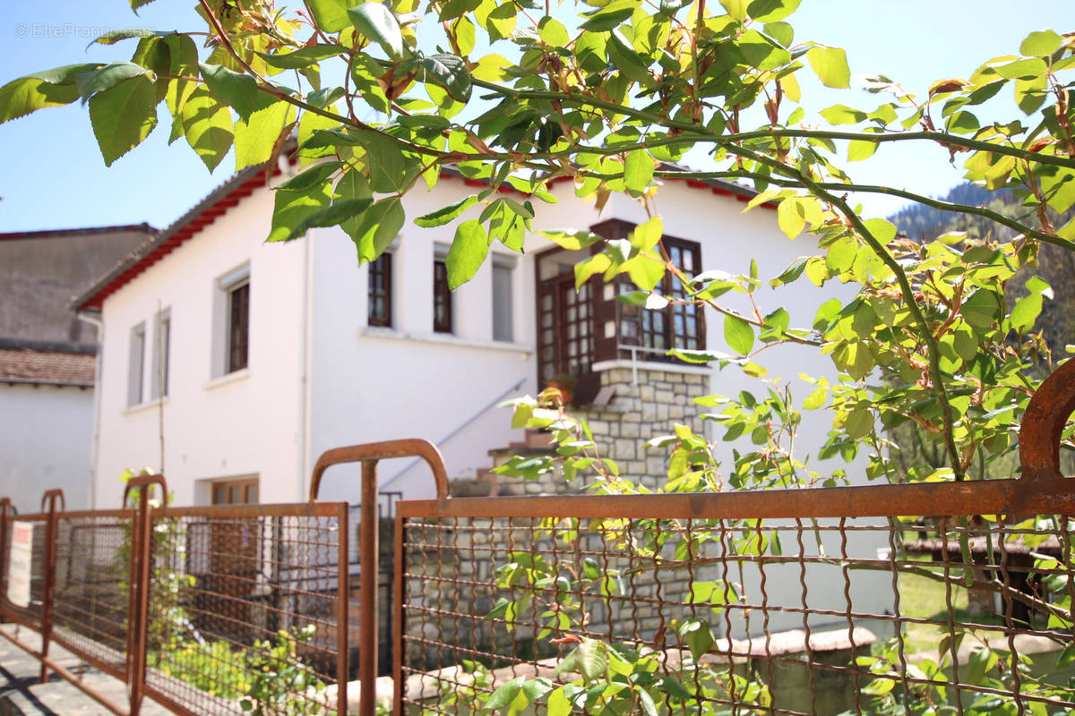 Maison à BELESTA