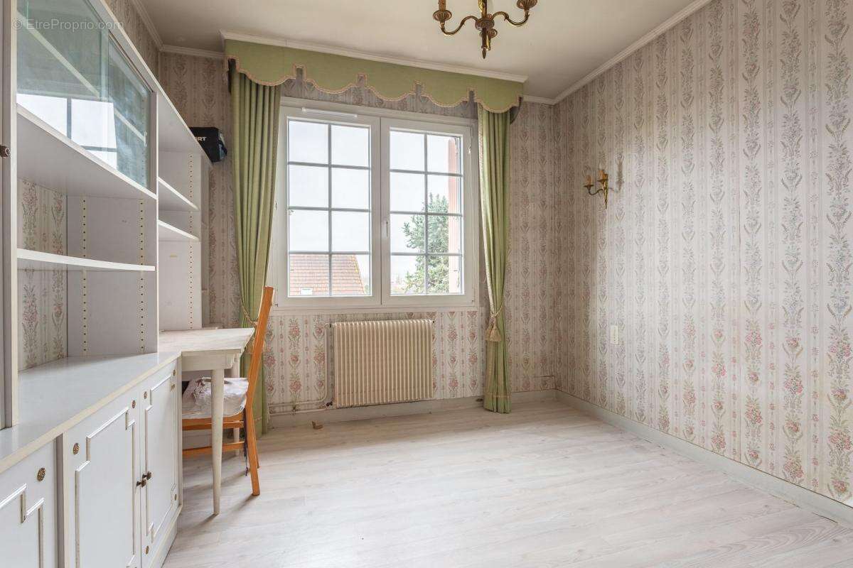 Maison à CROSNE