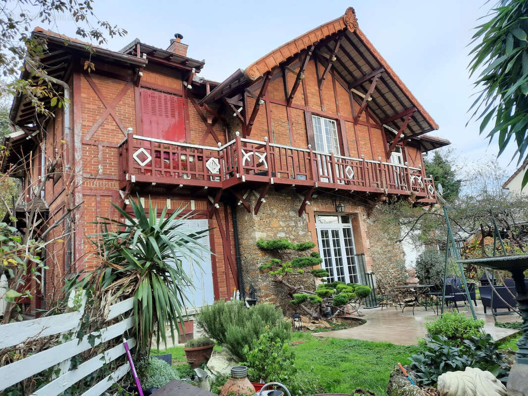 Maison à ATHIS-MONS