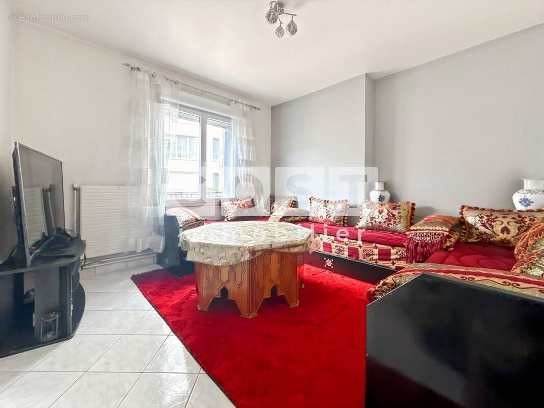 Appartement à CLICHY