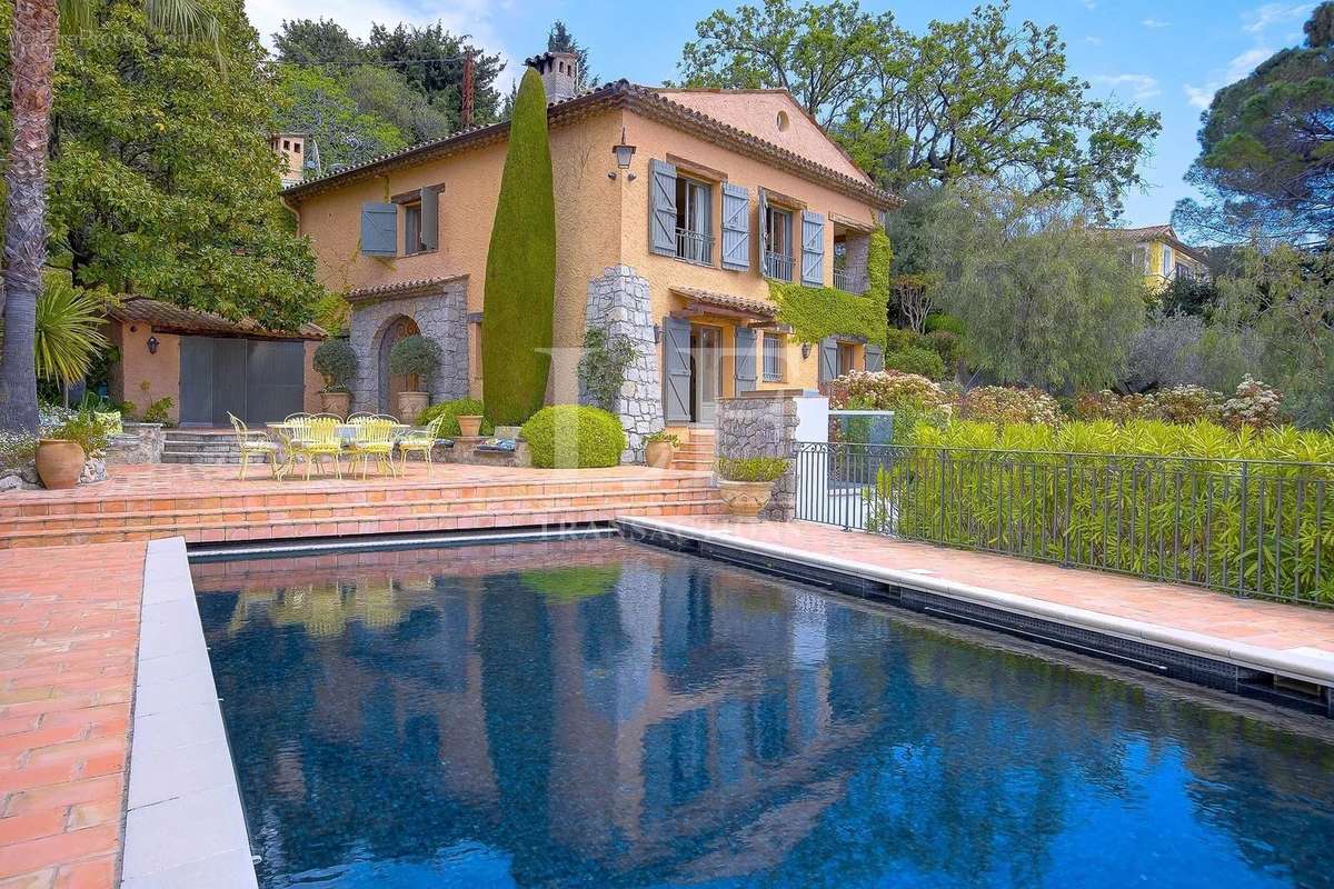 Maison à MOUGINS