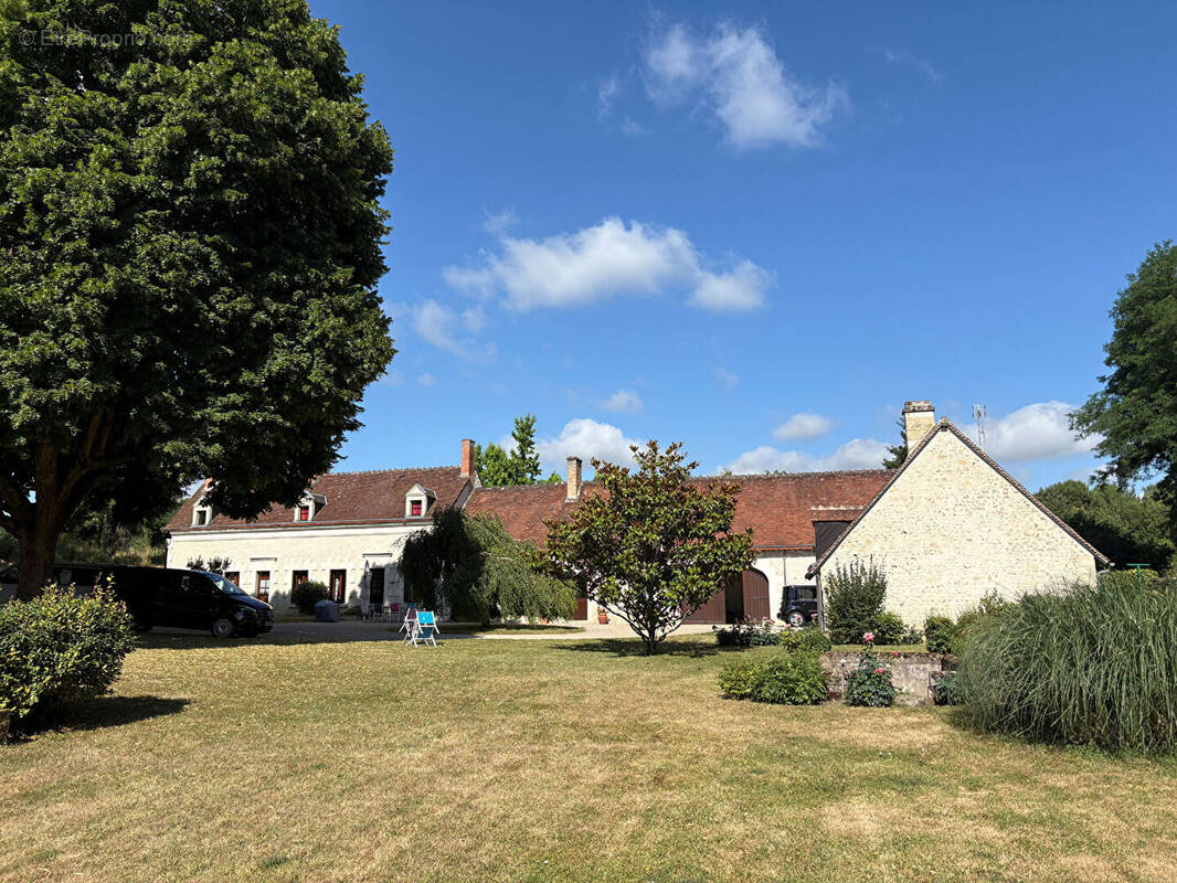 Maison à CONTRES