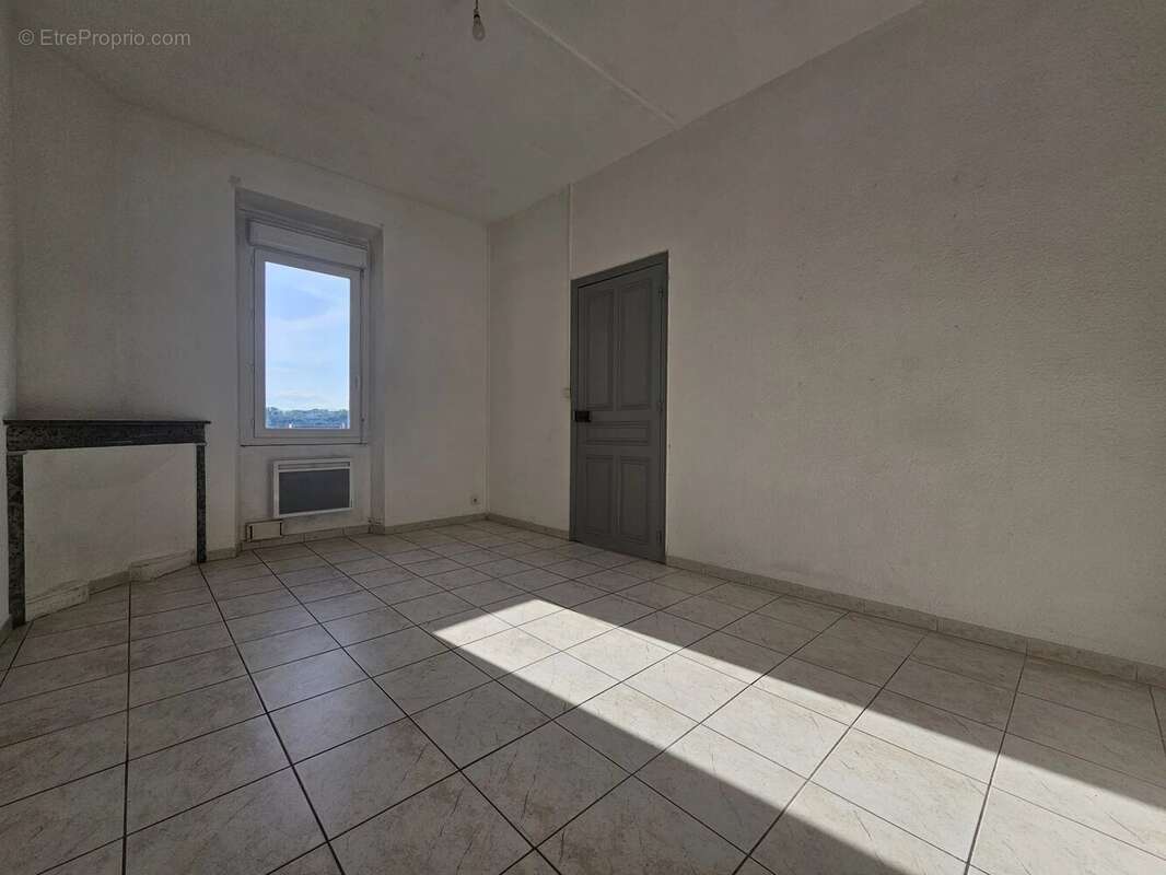 Appartement à LE TEIL