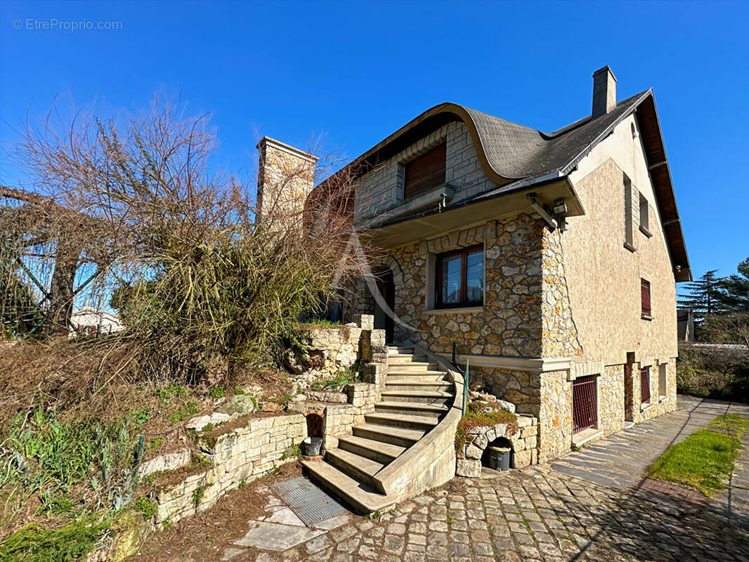 Maison à TRIEL-SUR-SEINE